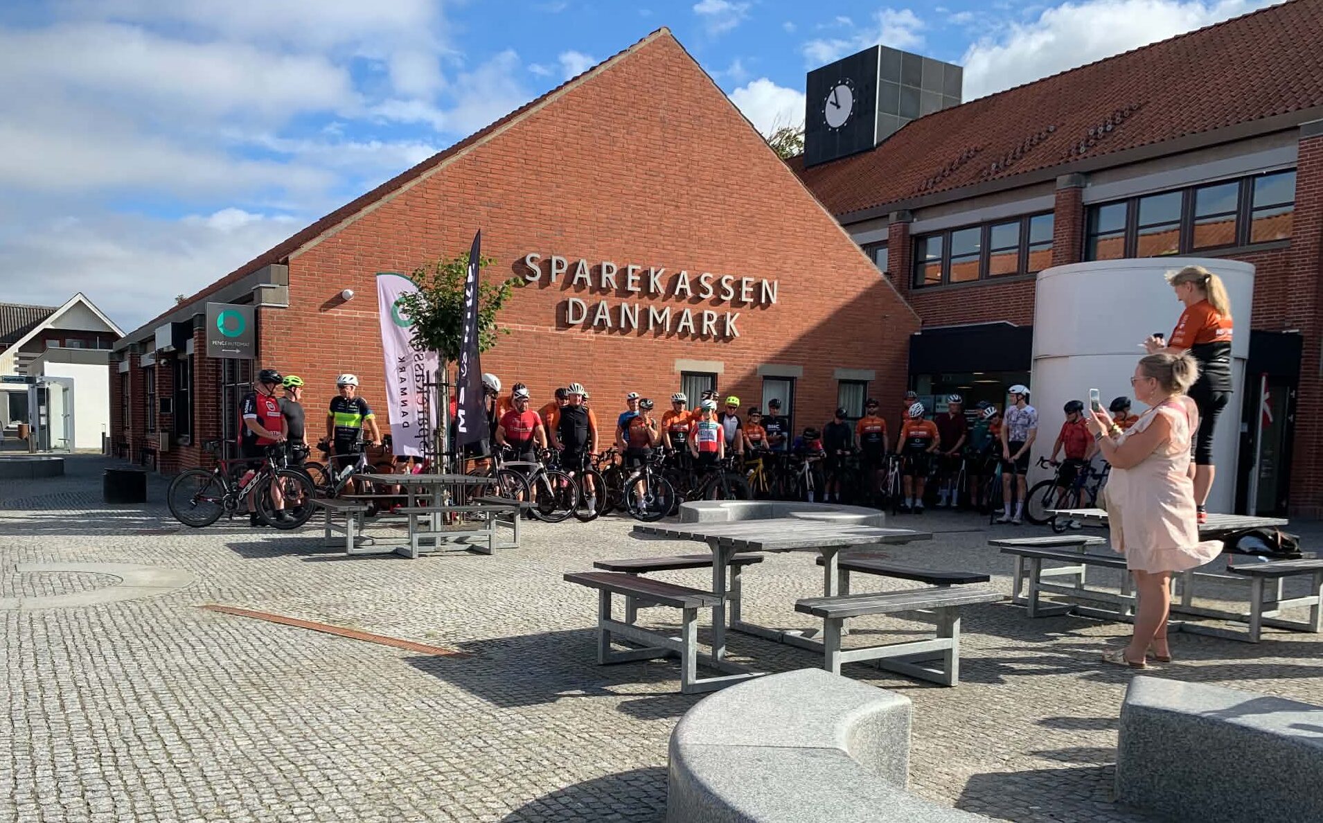 Axel´s cykelhold gjorde det igen!